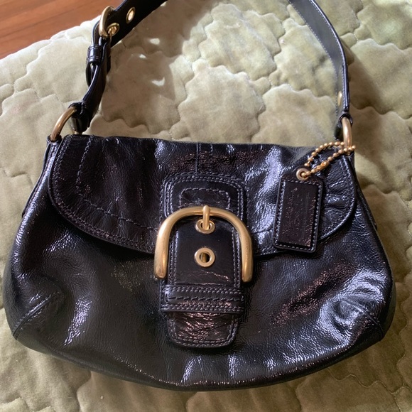 Black patent coach baguette - Picture 2 of 4